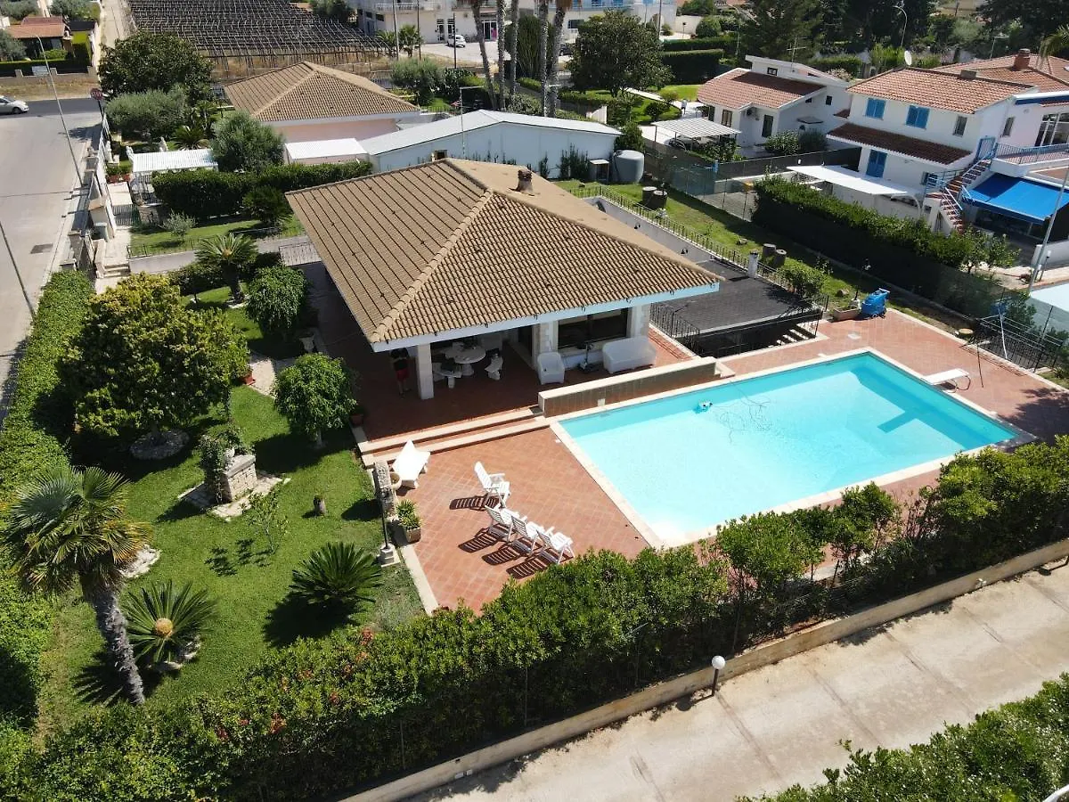 Guest house Villa Nicol Affittacamere Marina di Ragusa