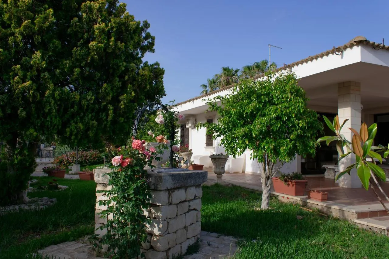 Villa Nicol Affittacamere Marina di Ragusa 0*,  Italy