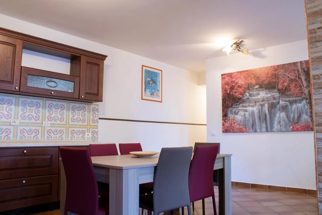 Guest house Villa Nicol Affittacamere Marina di Ragusa Italy