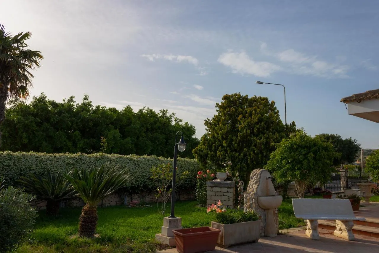 Villa Nicol Affittacamere Marina di Ragusa Italy